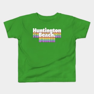 Huntington Beach, CA \/\/\/\ Retro Typography Design T-Shirt Kids T-Shirt